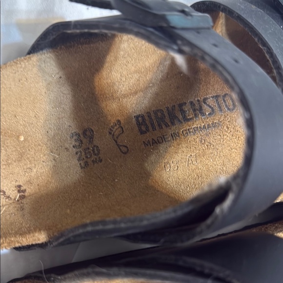 Birkenstock Black Cross-Strap Sandals - Picture 4 of 4